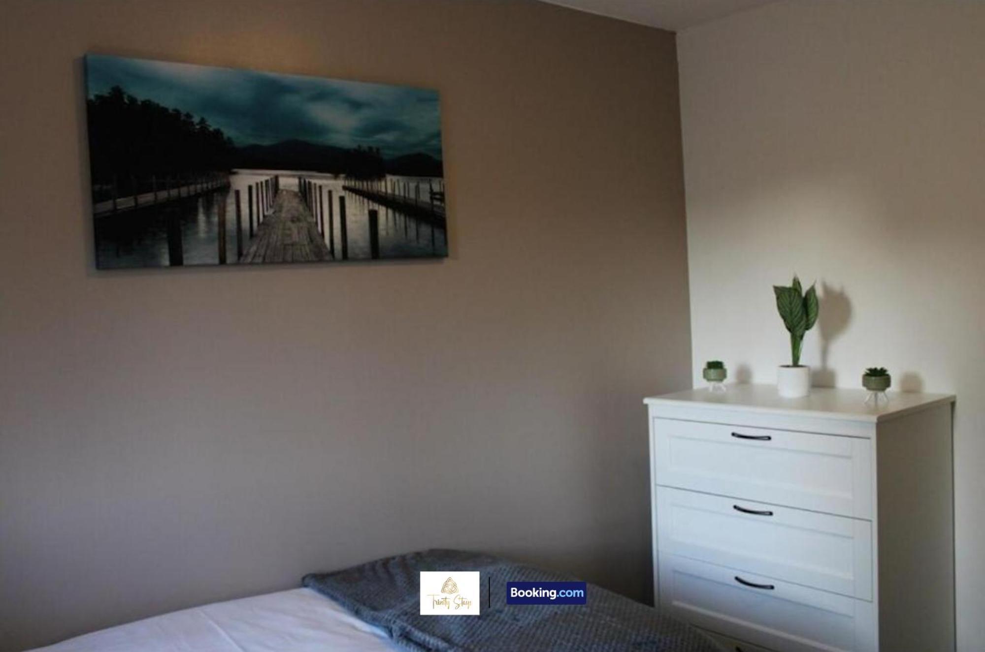 4 Bedroom House With Parking Near City Centre By Trinity Stays Short Lets & Serviced Accommodation Cambridge Εξωτερικό φωτογραφία